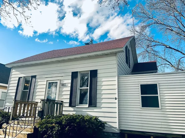 107 E Fisher St, Bay City, MI 48706