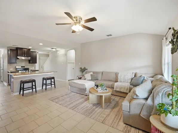 10718 Branded Hollow, San Antonio, TX 78254