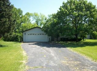 15W727 79th St, Burr Ridge, IL 60527