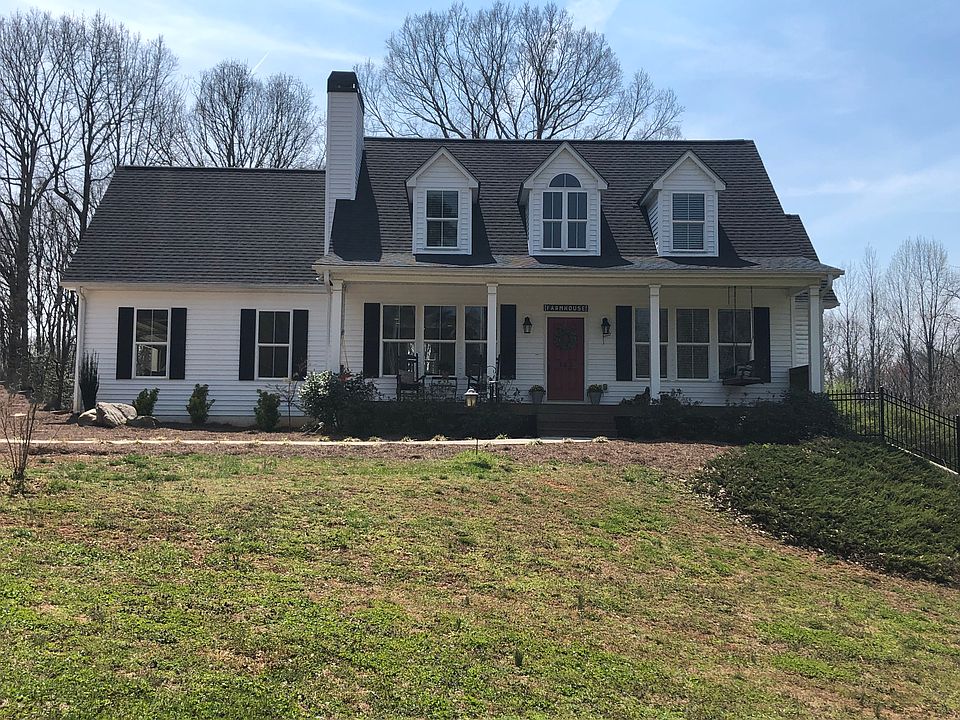 1st image of 143 Kathy Ln