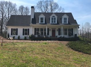 143 Kathy Ln, Dawsonville, GA 30534
