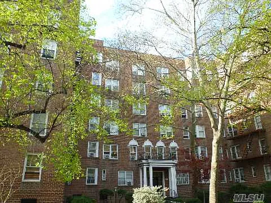 Rented by Winzone Realty Inc | media 8