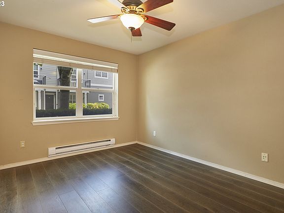 2nd image of 1734 SE Halyard Ln