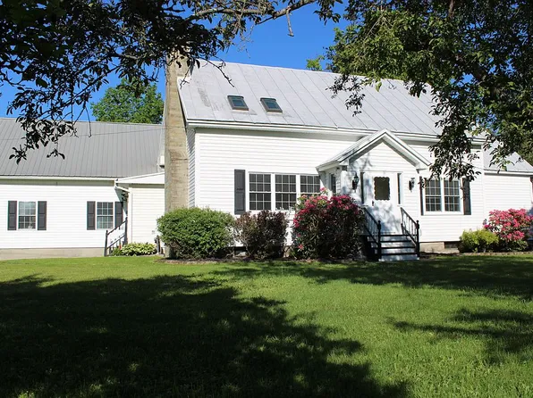 122 Howes Cave Rd, Howes Cave, NY 12092