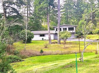 5355 N Fork Siuslaw Rd, Florence, OR 97439