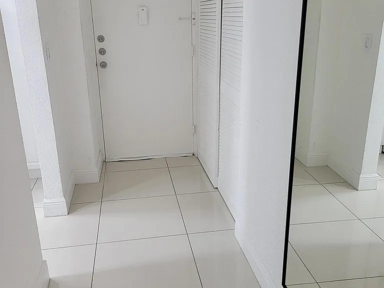 19370 Collins Ave #623 — Photo 8
