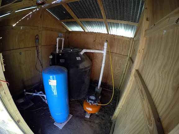5th image of 998 Pioneer Ln