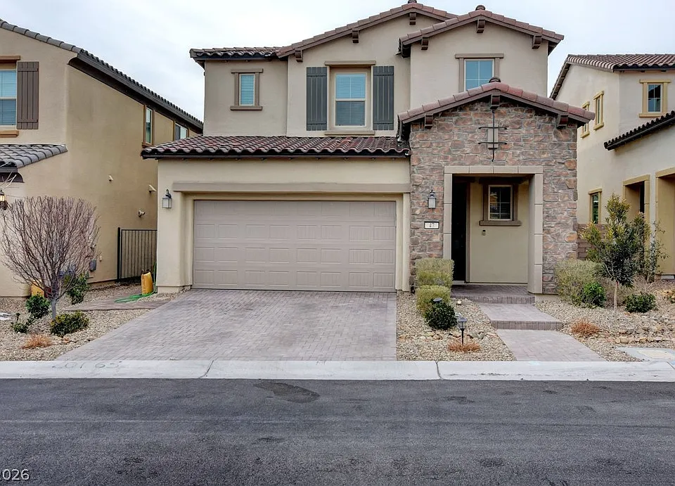 47 Berneri Dr