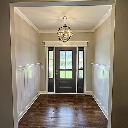 4th image of 203 Woodduck Ln