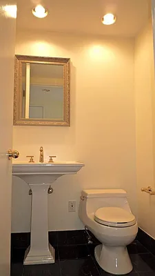 Rented by R New York | media 5