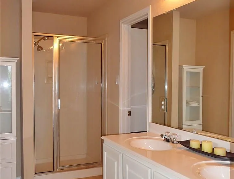 2716 Costa Azul Cv — Photo 24