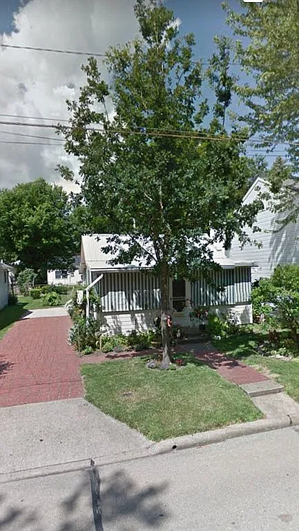 207 Munsee Pl photo 1