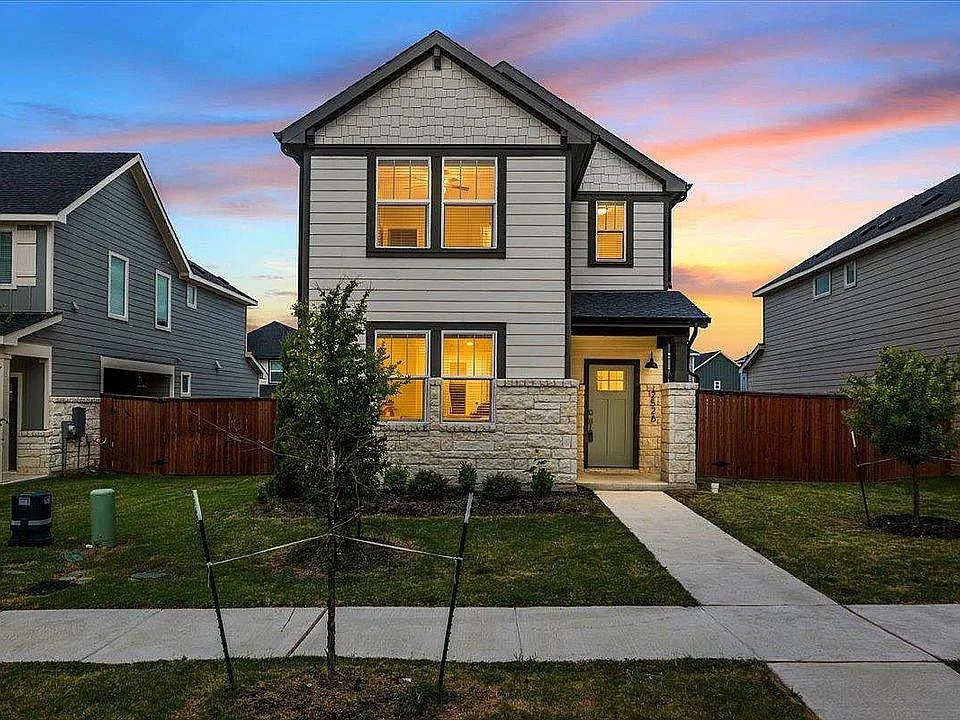 2526 Rose Archer Ln