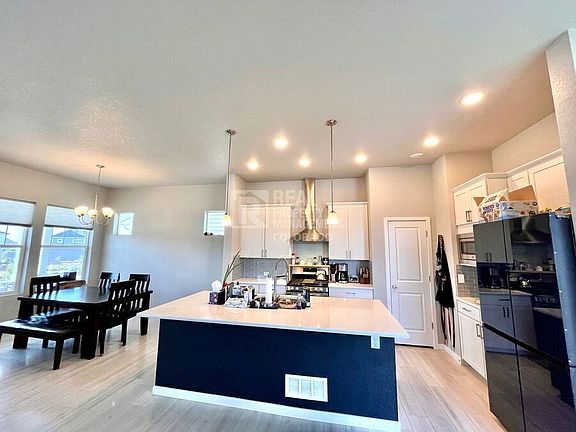 3rd image of 9056 Wolf Valley Dr