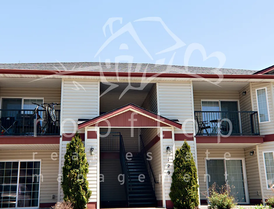 141 Clubhouse Cir #202