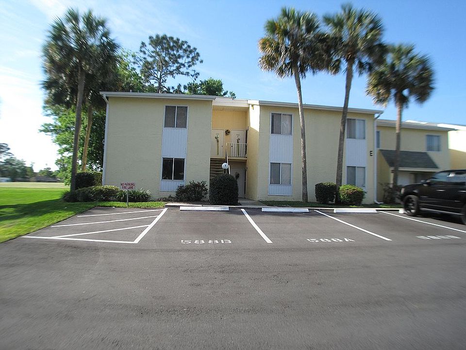 1st image of 590 Fairways Cir #A