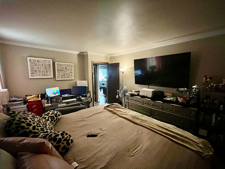 W155N11352 Sylvan Cir — Photo 17