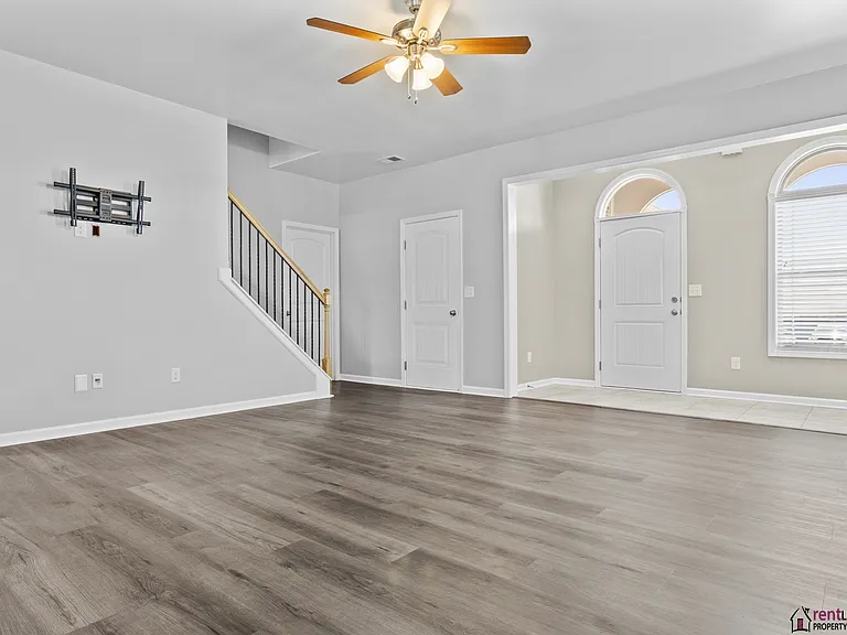 111 High Hope Ln — Photo 11