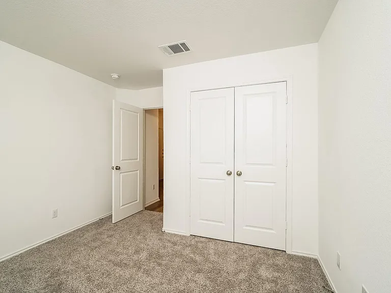341 Madrid St — Photo 22