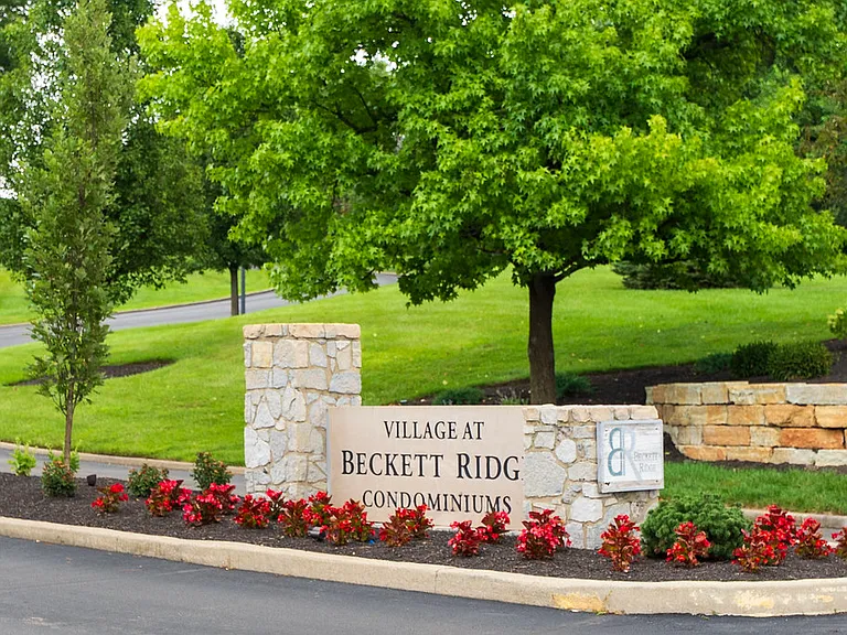 Village at Beckett Ridge Entrance