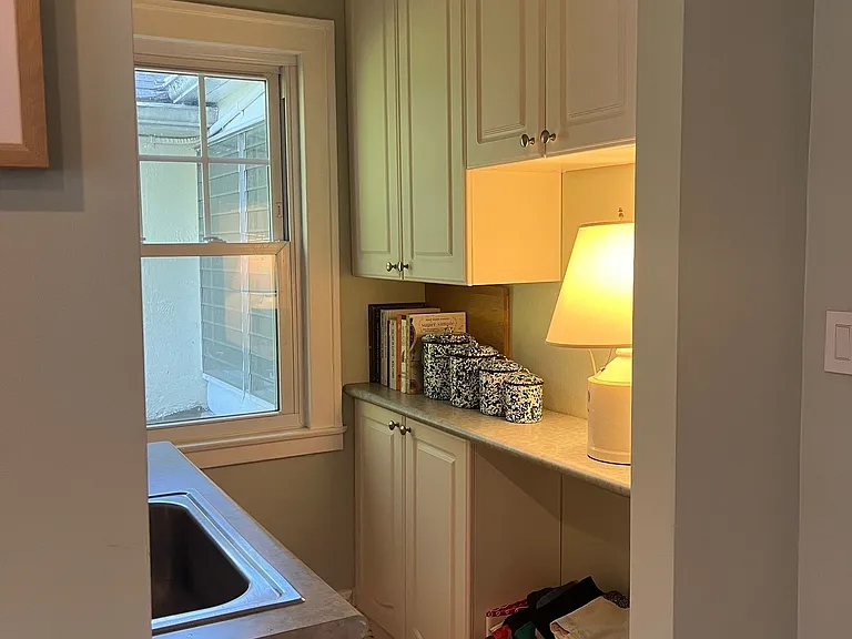 2409 N Upton St — Photo 11