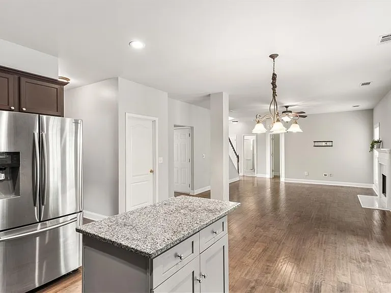 5325 Plymouth Pl — Photo 20