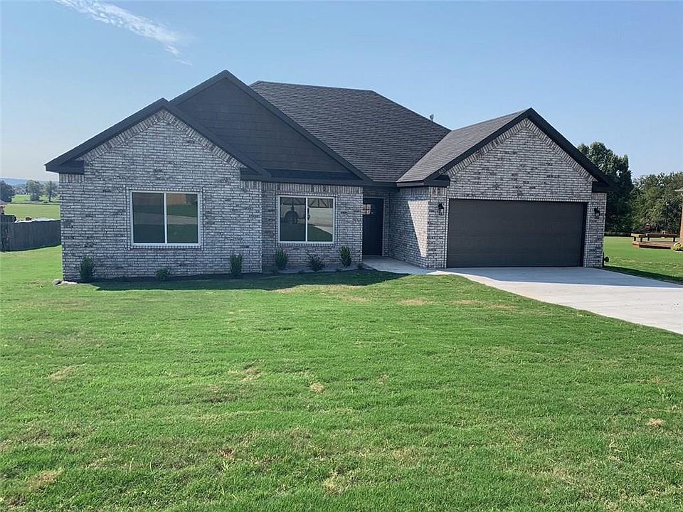 1st image of 803 Trisha Ln