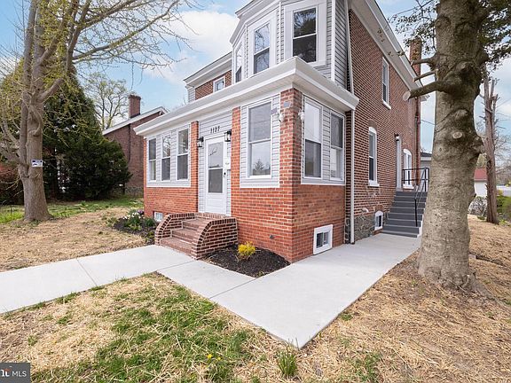 3rd image of 1127 Brandywine Blvd