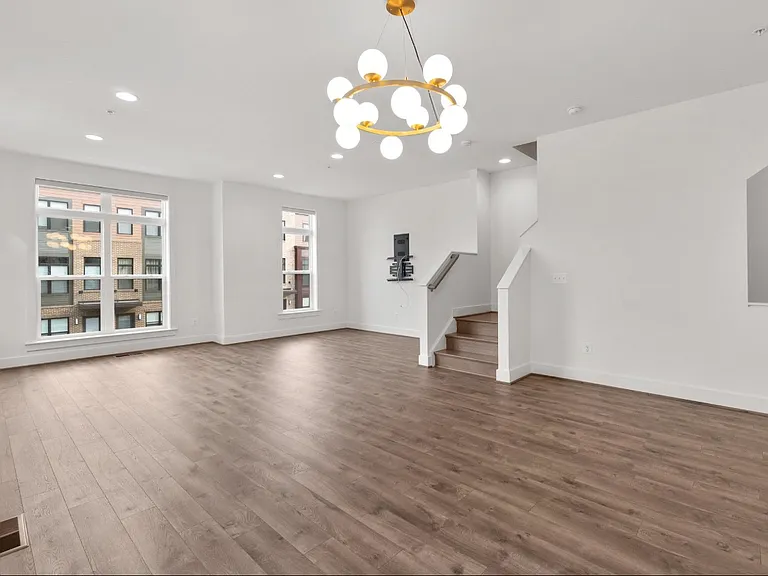 3310 Woodland Phlox St — Photo 29