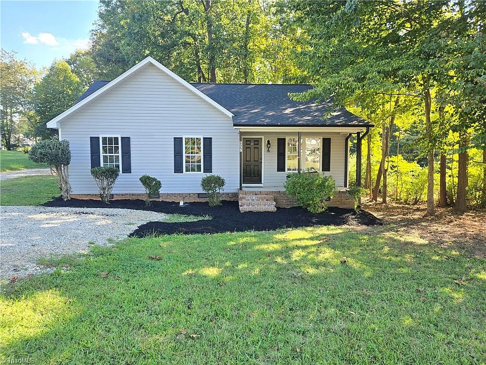 1st image of 627 Kenneth Rd