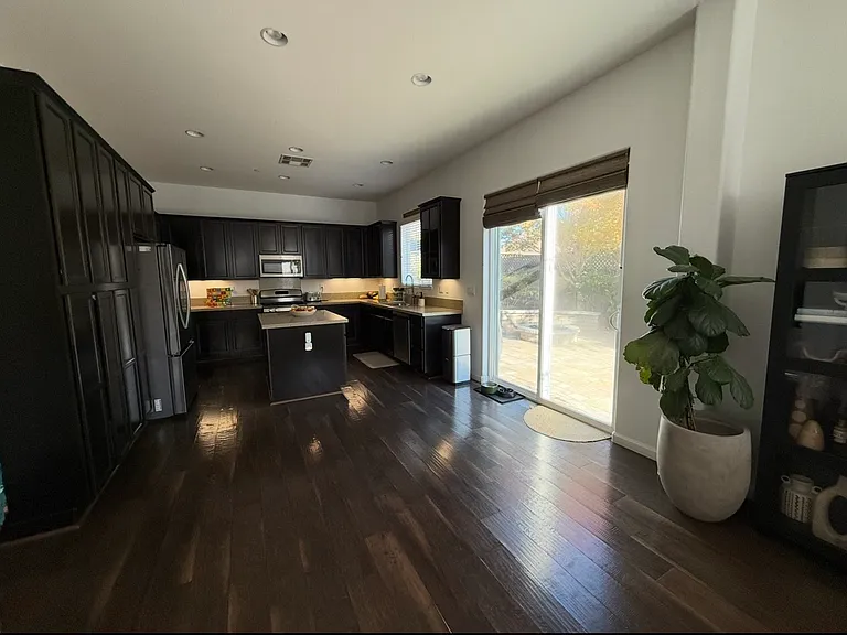 Huge kitchen