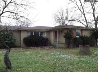 13254 Tinkers Creek Rd, Valley View, OH 44125