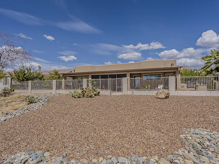 65473 E Rose Ridge Dr — Photo 47
