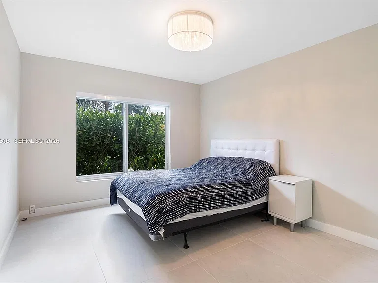 1055 Stillwater Dr — Photo 22