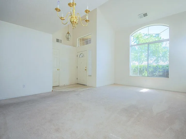 2193 Misquez Ln — Photo 5