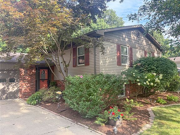4th image of 3623 Tuttle St