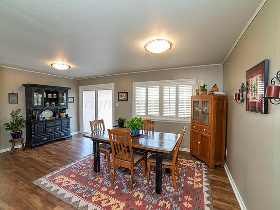 5th image of 1726 N Dogwood Ln