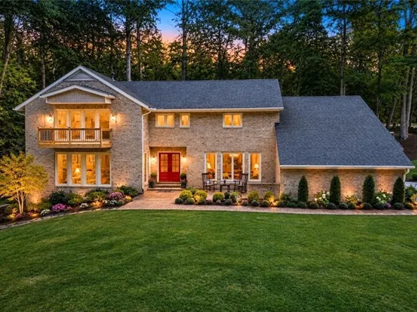 165 River Park Dr, Atlanta, GA 30328