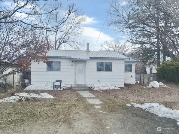 421 Ferry Street S, Omak, WA 98841