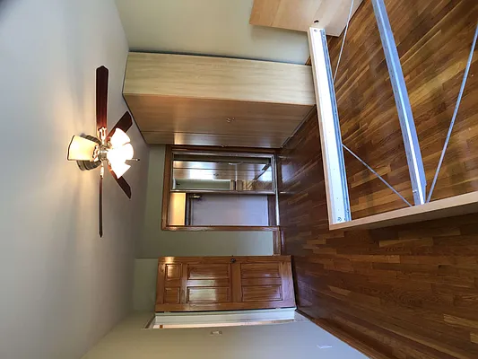 Rented by Richmont Realty LLC | media 7