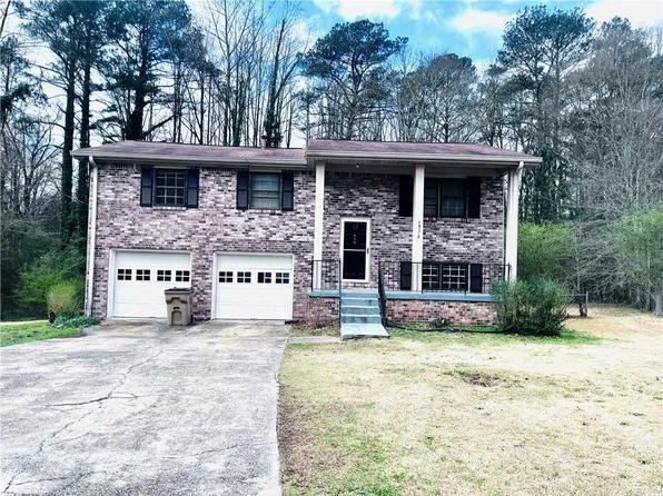 7411 Windsor Ct, Riverdale, GA 30274