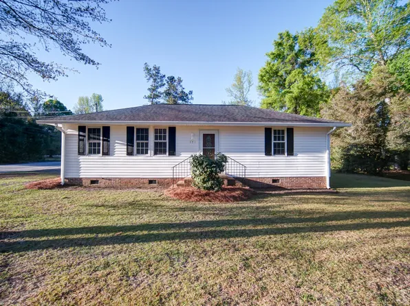 171 Carolina Dr, Saint Stephen, SC 29479
