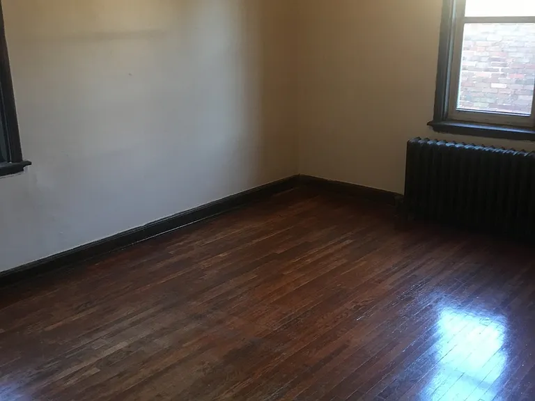 1514 E Long St — Photo 22