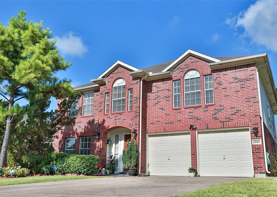 1st image of 8810 Emerald Heights Ln
