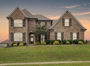 212 Ettington Dr, Gallatin, TN 37066