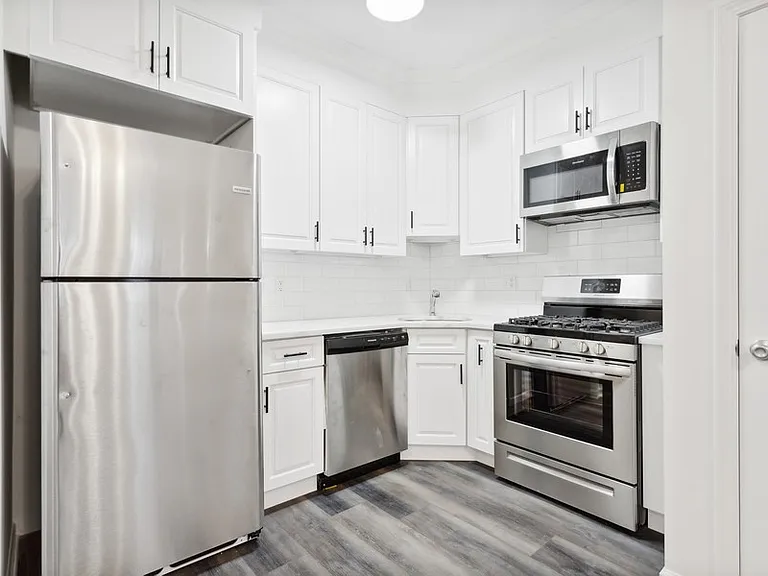 2015 Arthur Ave #1 — Photo 2