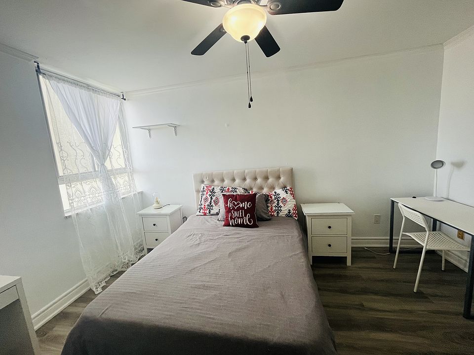 Bedroom B: $980 Private room with Double sized bed