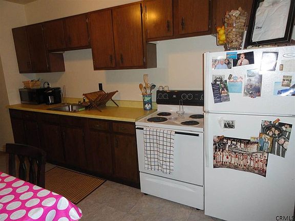 2nd image of 114 Saratoga Ave