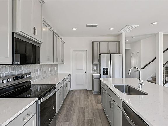 6th image of this home