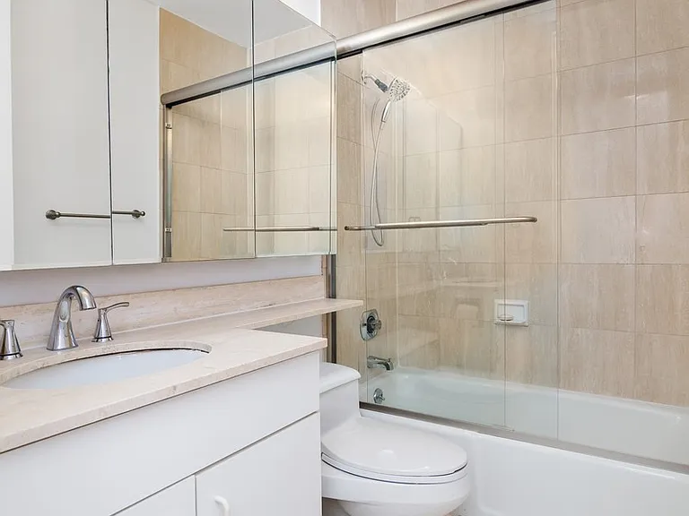 215 W 95th St #15F — Photo 10